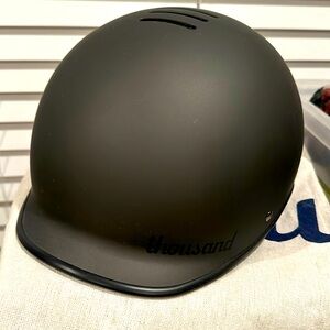 NWOT Thousand Heritage Bike Skate Helmet, Small